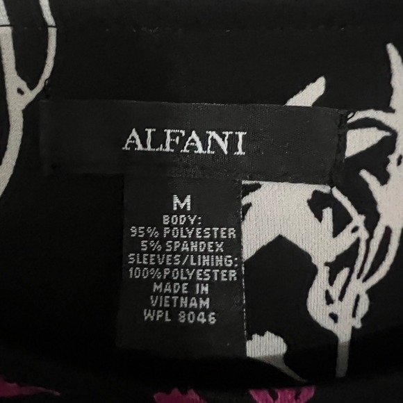 Alfani Black Pink dark Floral Bell Sleeve Blouse Medium flowy romantic dressy - Picture 5 of 9